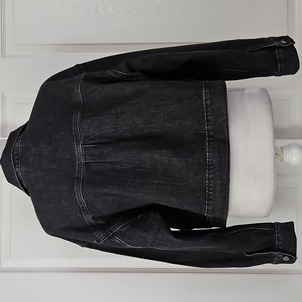 Levi's NWT Black Denim  Trucker Jacket - Picture 3 of 6